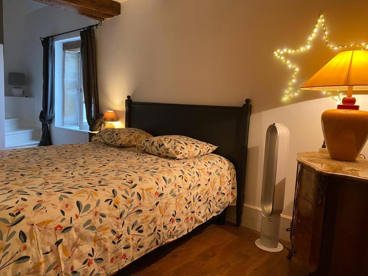Le Pigeonnier De Saint-Loup Bed And Breakfast Екстериор снимка